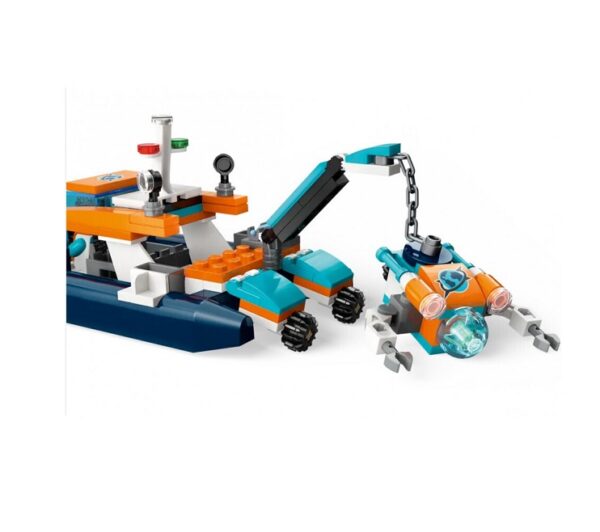 Lego City Explorer Diving Boat  60377 - Image 5